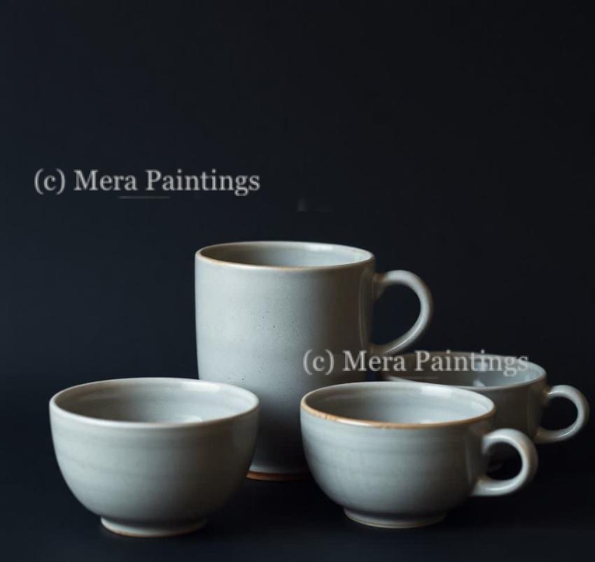 Set of grey ceramic cups